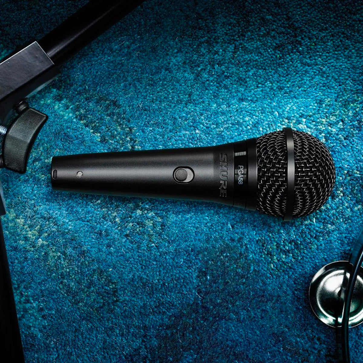 SHURE PGA58-XLR Micrófono Dinámico Cardiode Voz Switch On/Off Cable XLR 15 Pies
