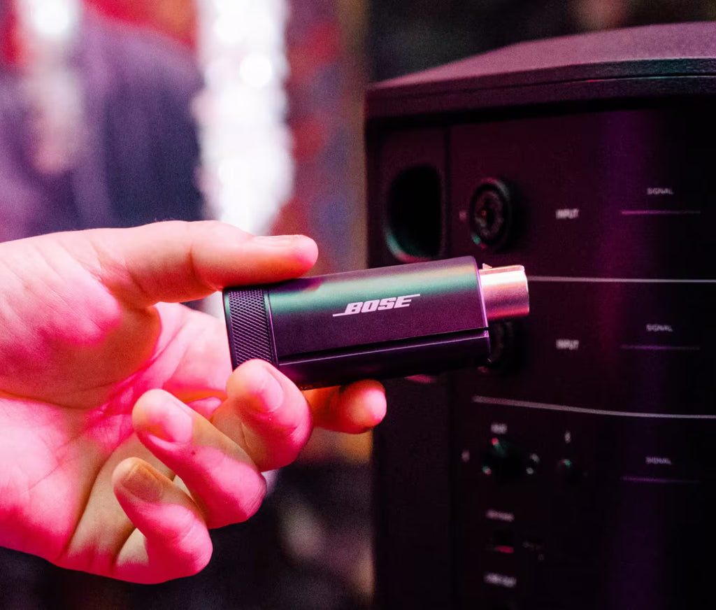 Bose Wireless Mic/Line Transmitter XLR S1 Pro 2.4GHz 30ft 4 Horas Batería